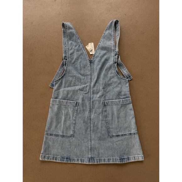 aerie Dresses & Skirts - NWT Aerie Denim Dress with Pockets (Size XS)
